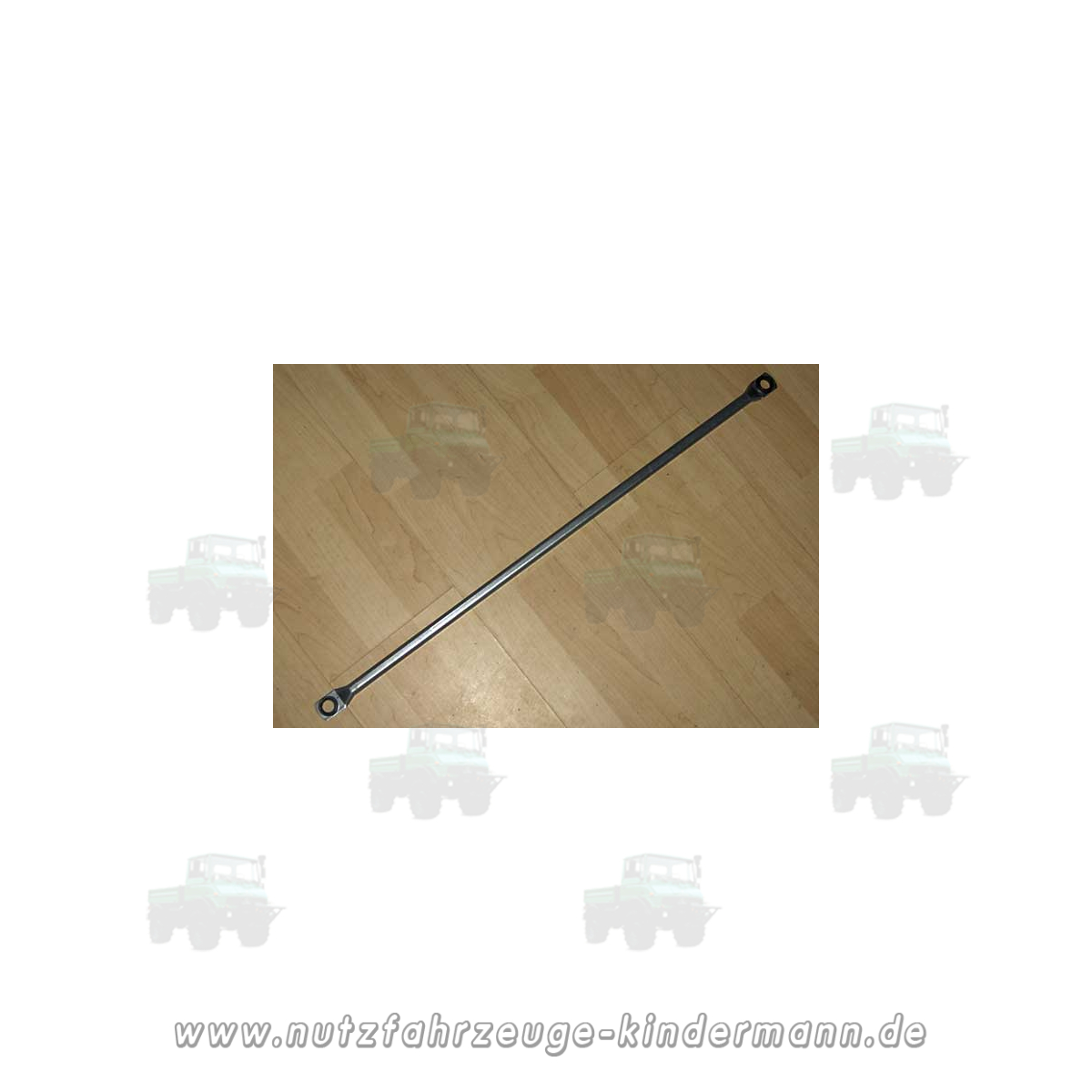 Wiper linkage between the two wiper arms