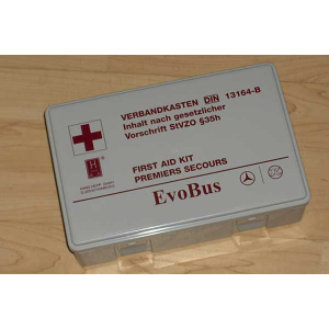 First aid box according to DIN 13164-B