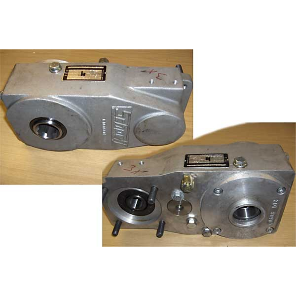 Schaeff pump gearbox e.g. for mounted excavator or mounted crane