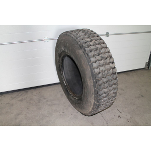 Used tires 12.5 x 20