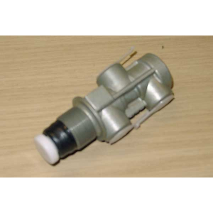 Air valve for actuation - lock